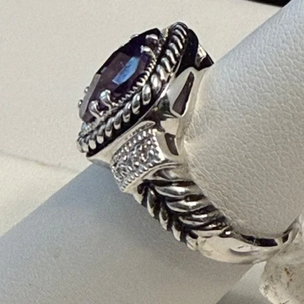 Lia Sophia "TULIPA" Ring - Picture 5 of 7